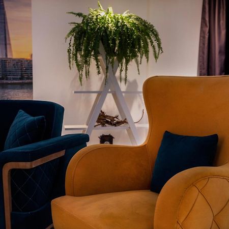 Bentley Apartments Priştine Dış mekan fotoğraf