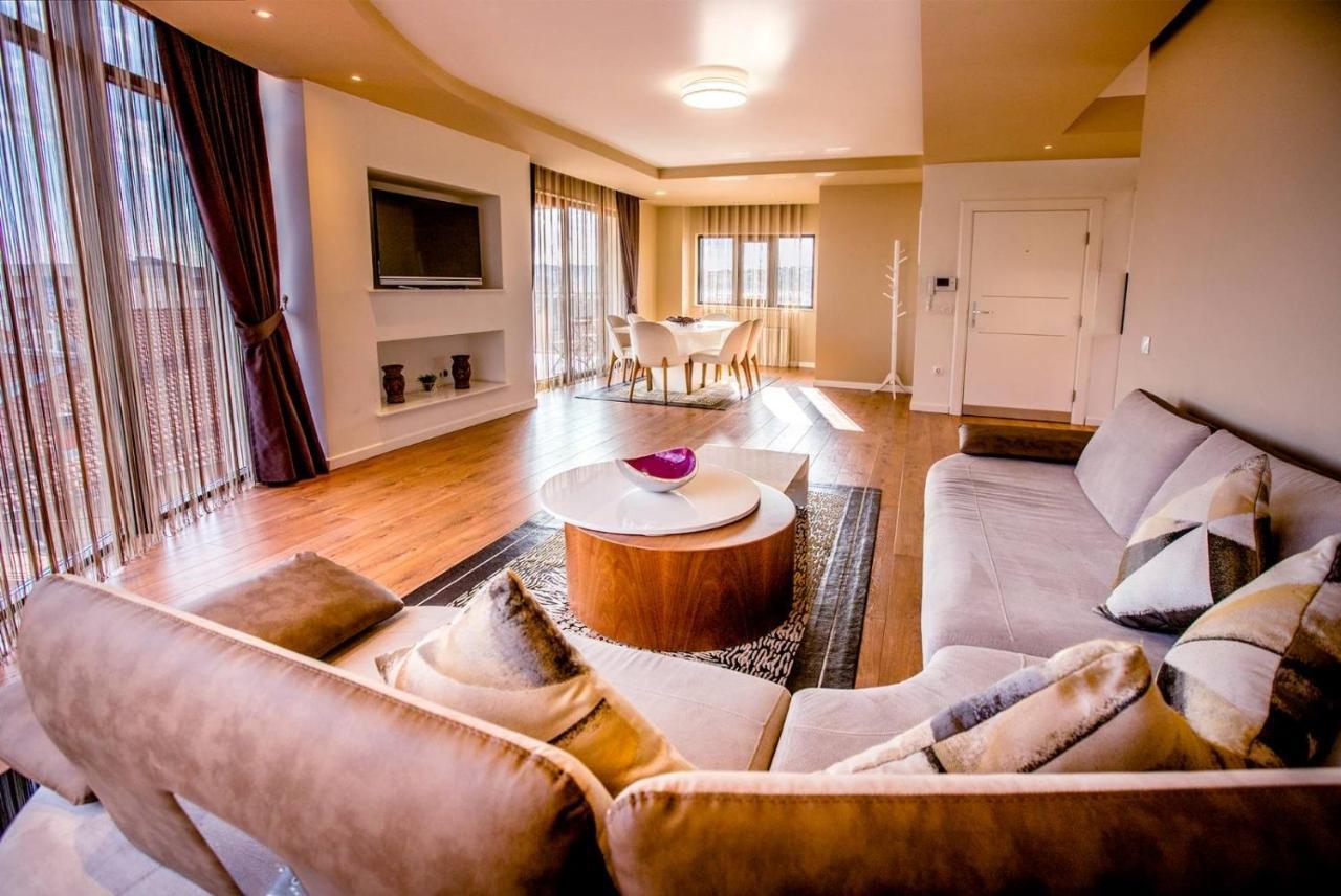 Bentley Apartments Priştine Dış mekan fotoğraf