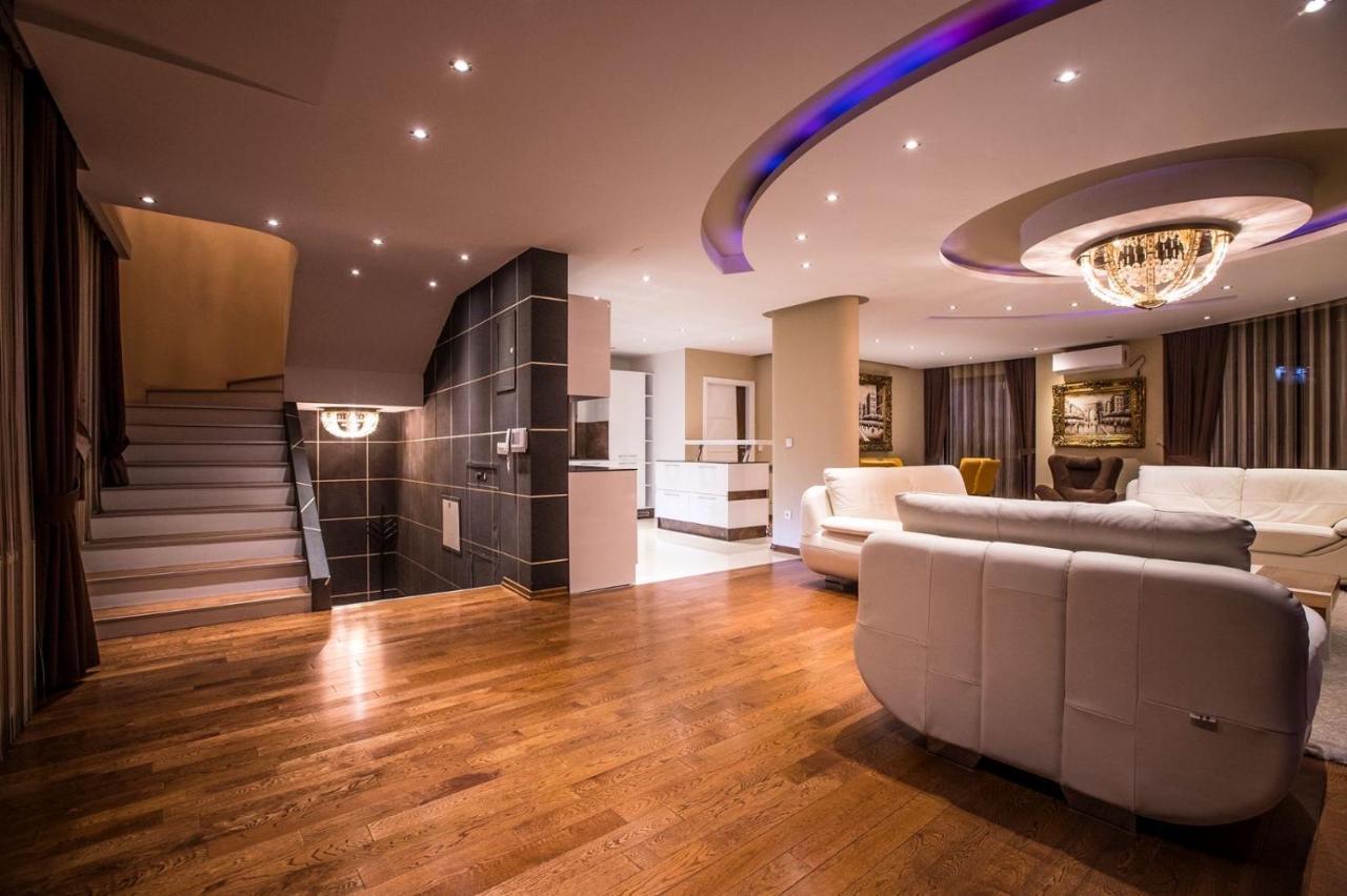 Bentley Apartments Priştine Dış mekan fotoğraf