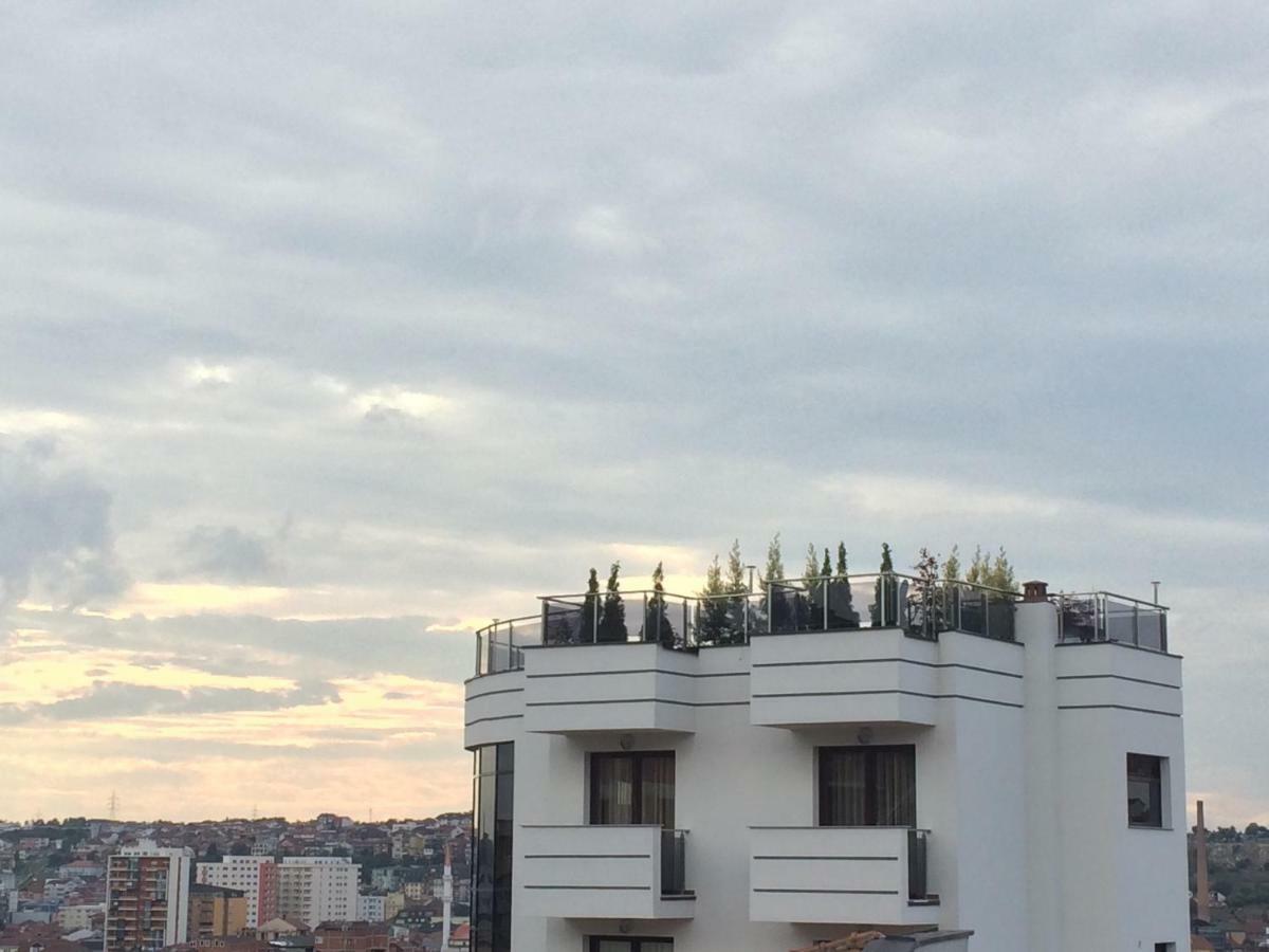 Bentley Apartments Priştine Dış mekan fotoğraf